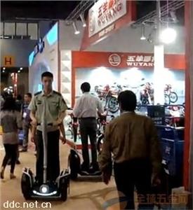 两轮自平衡电动车segway