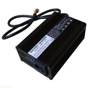 广州谐同电子120W 36V2.5A电动车专用充电器